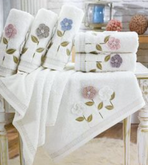 Why Embroidery Towels Make Great Personalized Gifts